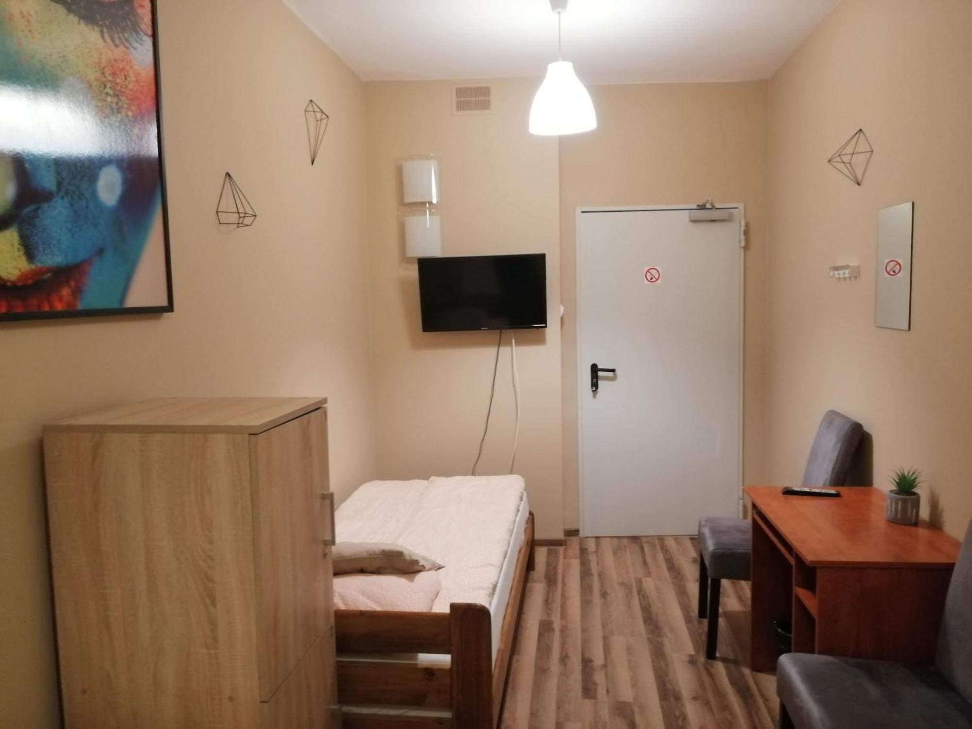 Hostel Gliwice Centrum Parking Quarto foto